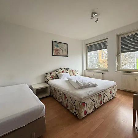 Mit 3 Schlafzimmer Apartment Kaiserslautern
