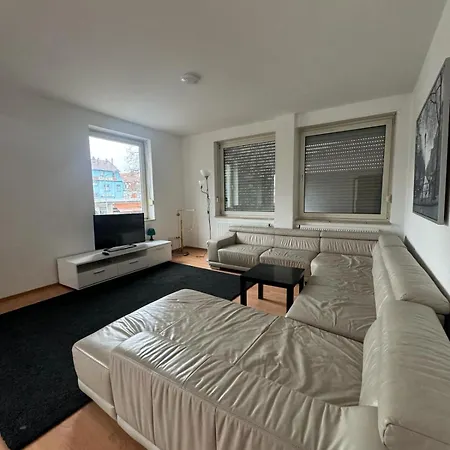 Mit 3 Schlafzimmer Apartment