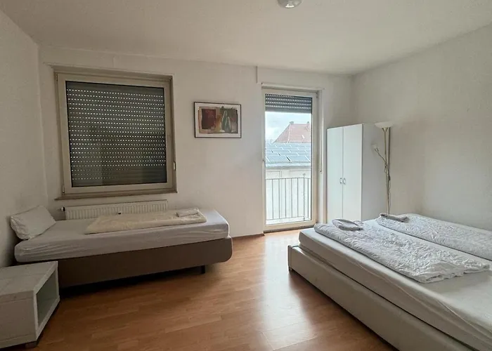 Mit 3 Schlafzimmer Apartment *