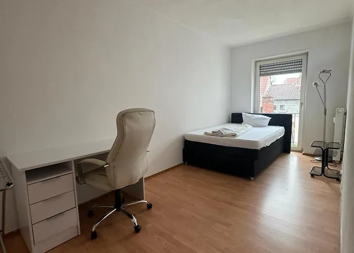Apartment Mit 3 Schlafzimmer *